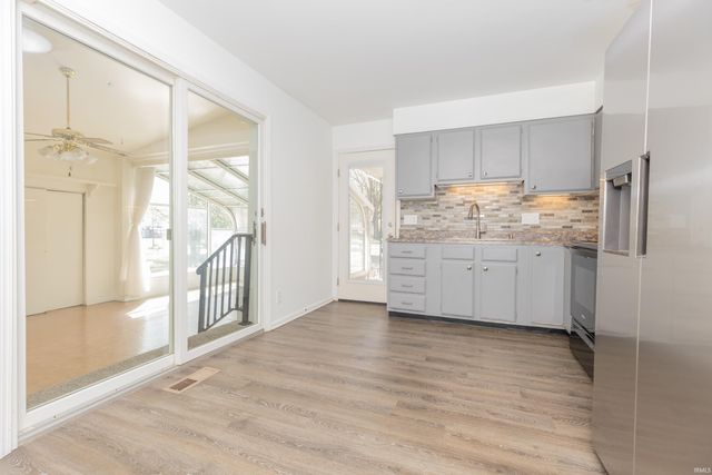 1020 Martin Lane, Evansville, IN 47715