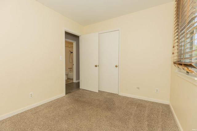 1020 Martin Lane, Evansville, IN 47715