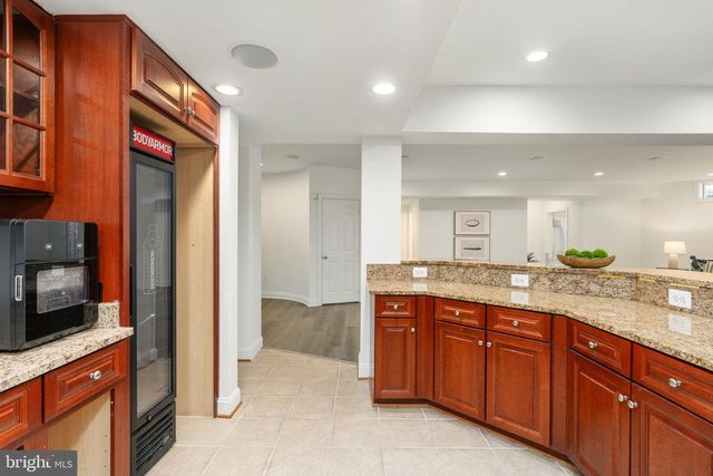 9311 OCCOQUAN OVERLOOK DR, Lorton, VA 22079