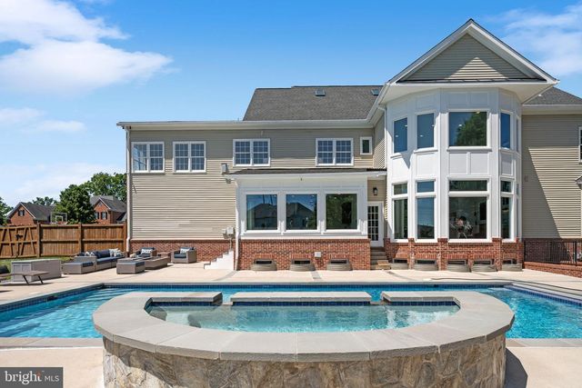 9311 OCCOQUAN OVERLOOK DR, Lorton, VA 22079
