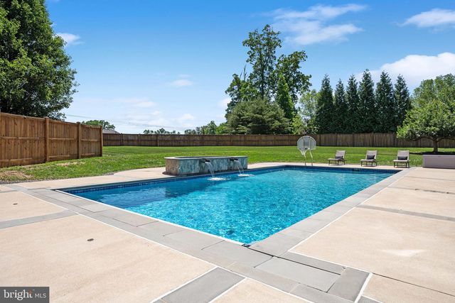 9311 OCCOQUAN OVERLOOK DR, Lorton, VA 22079
