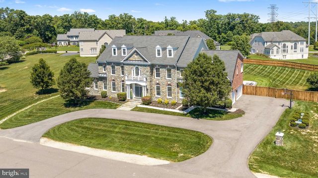 9311 OCCOQUAN OVERLOOK DR, Lorton, VA 22079
