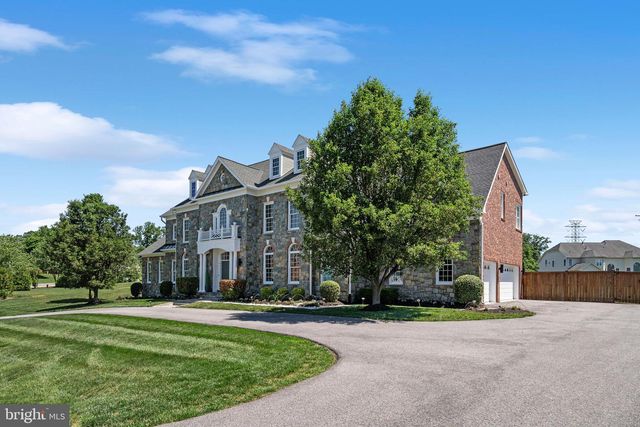 9311 OCCOQUAN OVERLOOK DR, Lorton, VA 22079