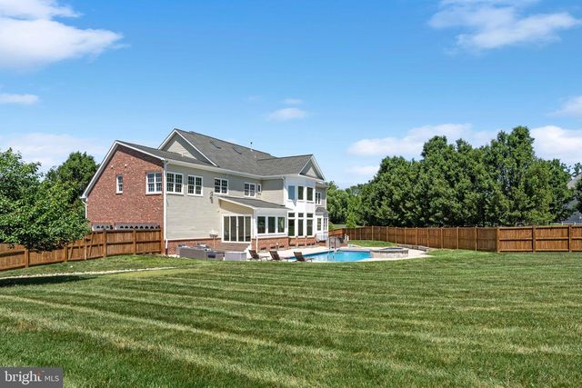 9311 OCCOQUAN OVERLOOK DR, Lorton, VA 22079