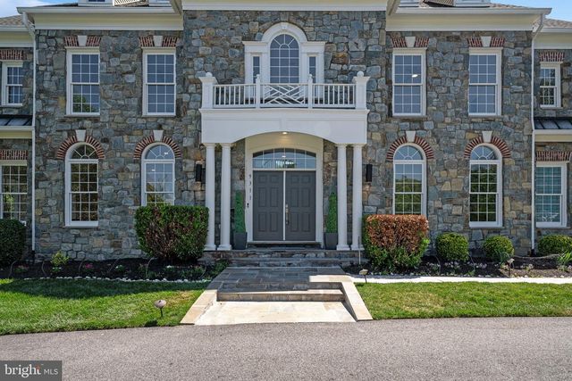 9311 OCCOQUAN OVERLOOK DR, Lorton, VA 22079
