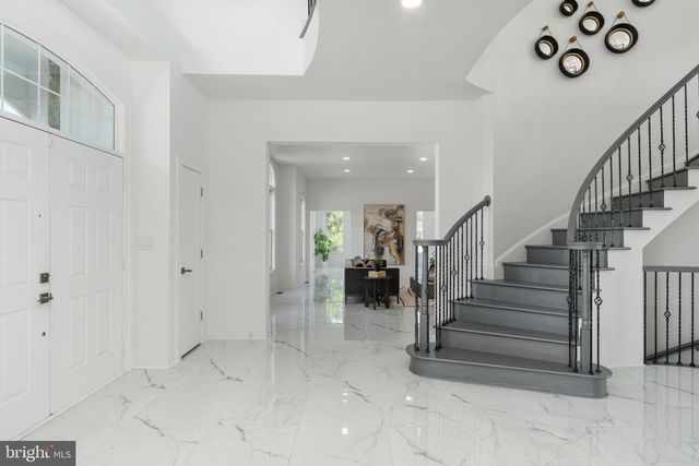 9311 OCCOQUAN OVERLOOK DR, Lorton, VA 22079