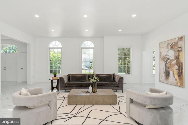9311 OCCOQUAN OVERLOOK DR, Lorton, VA 22079