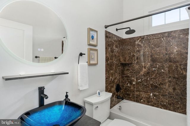 9311 OCCOQUAN OVERLOOK DR, Lorton, VA 22079