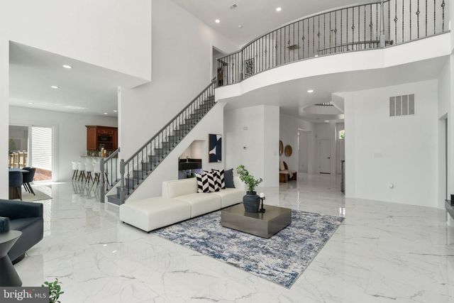 9311 OCCOQUAN OVERLOOK DR, Lorton, VA 22079