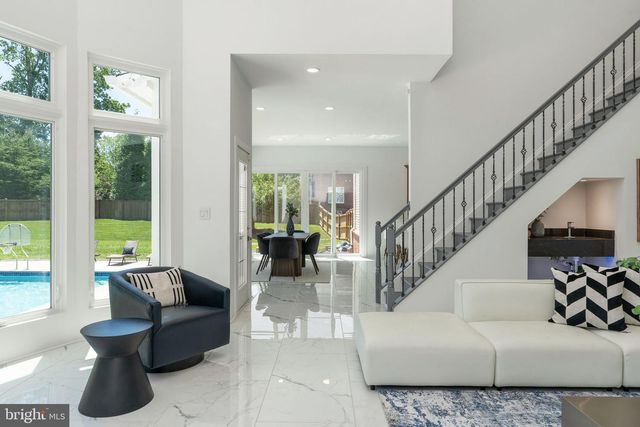 9311 OCCOQUAN OVERLOOK DR, Lorton, VA 22079