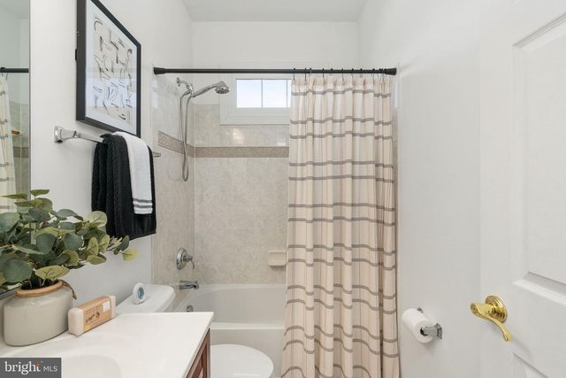 9311 OCCOQUAN OVERLOOK DR, Lorton, VA 22079