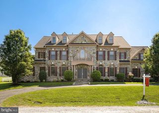 9311 OCCOQUAN OVERLOOK DR, Lorton, VA 22079