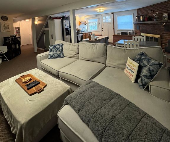 9 Bohanon Bridge Road, Brookline, NH 03033