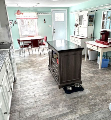 9 Bohanon Bridge Road, Brookline, NH 03033