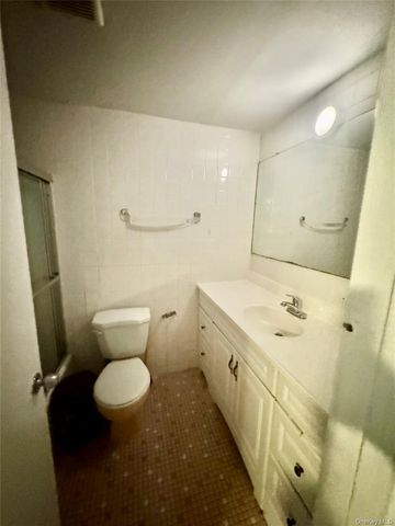 58-33 Van Cleef Street 2F, Corona, NY 11368