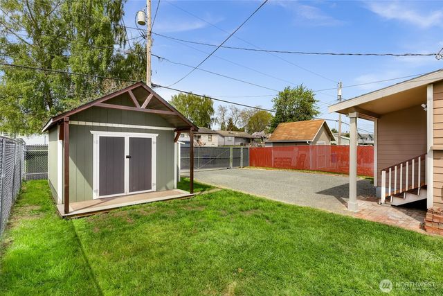 1418 Maple Street, Everett, WA 98201