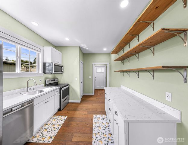 1418 Maple Street, Everett, WA 98201