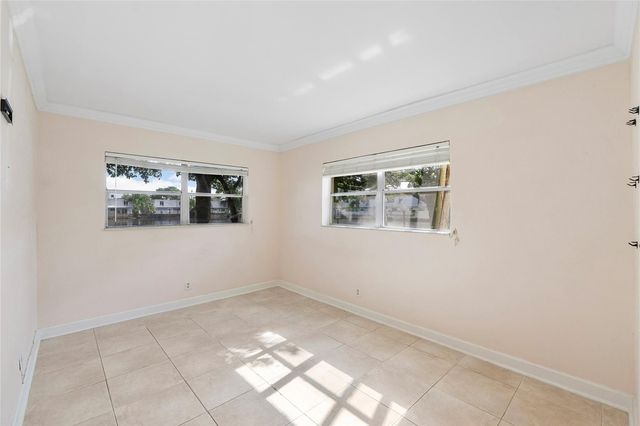 4050 NE 12th Terrace 39-2, Oakland Park, FL 33334