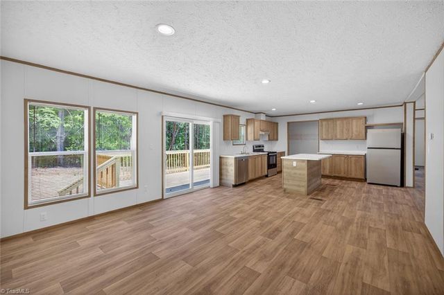 194 Harvick Lane, Lexington, NC 27292