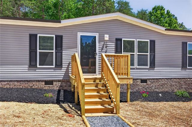 194 Harvick Lane, Lexington, NC 27292
