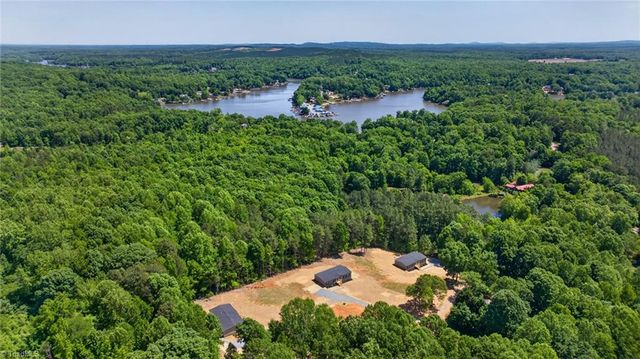 194 Harvick Lane, Lexington, NC 27292