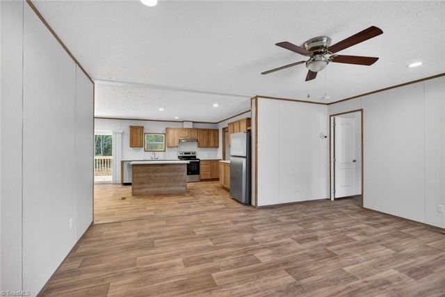 194 Harvick Lane, Lexington, NC 27292