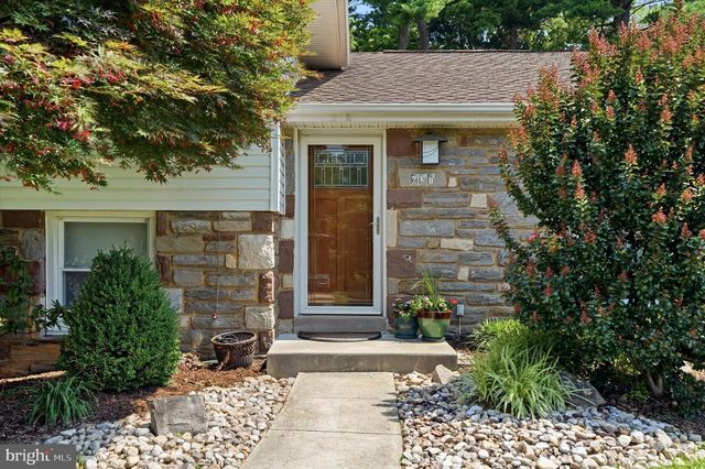 627 MEADOW RD, Huntingdon Valley, PA 19006