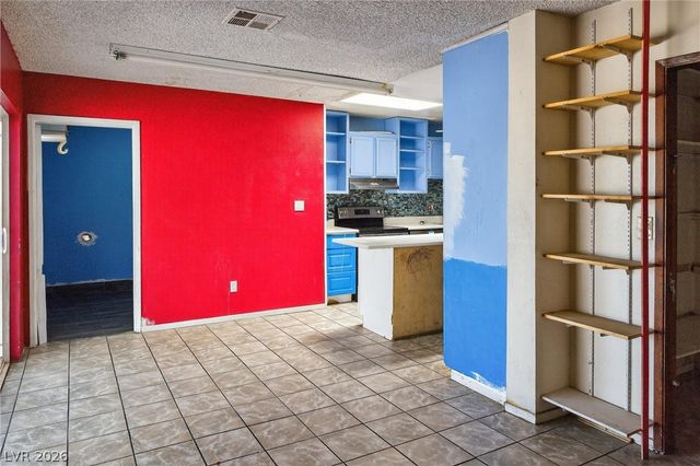 1705 Cedar Avenue, Las Vegas, NV 89101