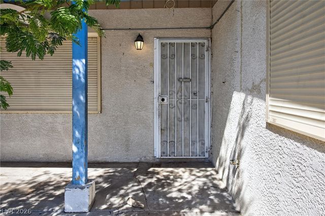 1705 Cedar Avenue, Las Vegas, NV 89101