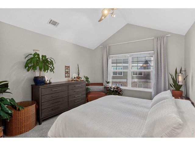 5225 White Willow Dr J-210, Fort Collins, CO 80528