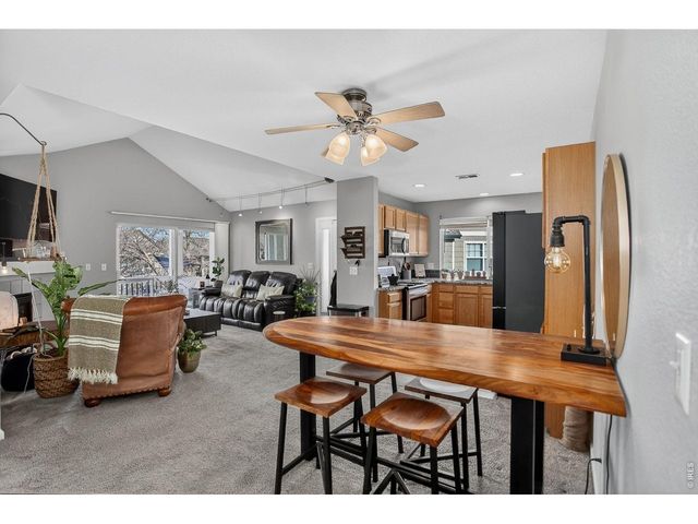5225 White Willow Dr J-210, Fort Collins, CO 80528