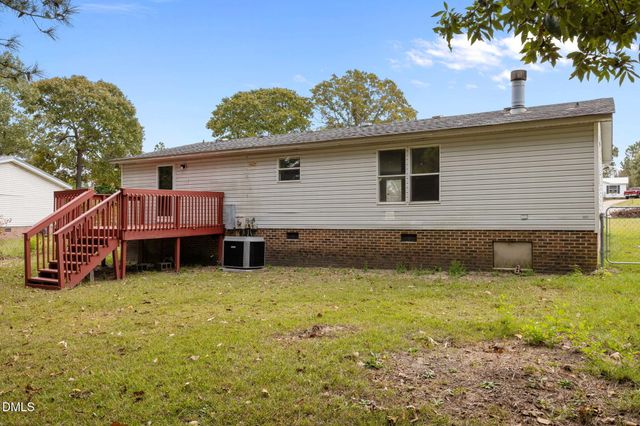 384 Jamestown Drive, Spring Lake, NC 28390