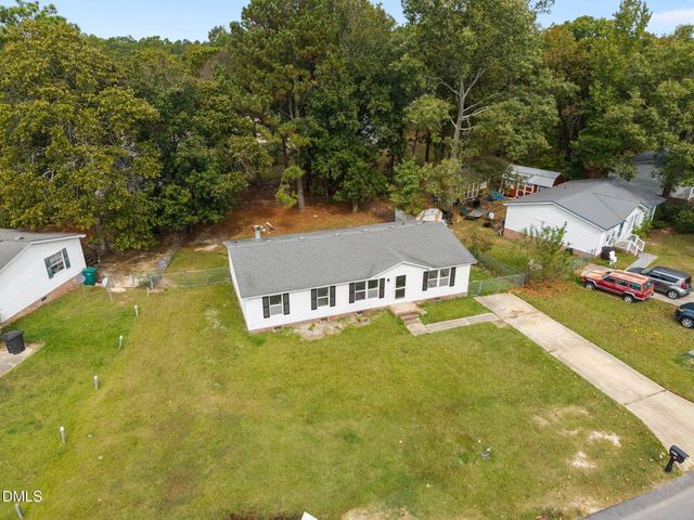 384 Jamestown Drive, Spring Lake, NC 28390