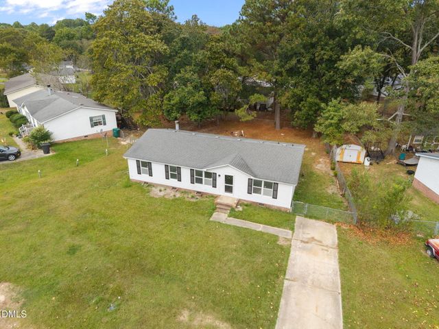 384 Jamestown Drive, Spring Lake, NC 28390