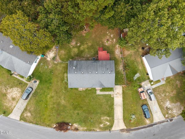 384 Jamestown Drive, Spring Lake, NC 28390