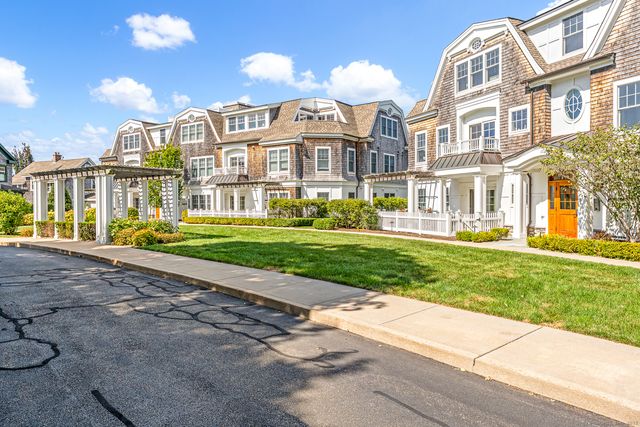 103 Main Street 1103, Stonington, CT 06378