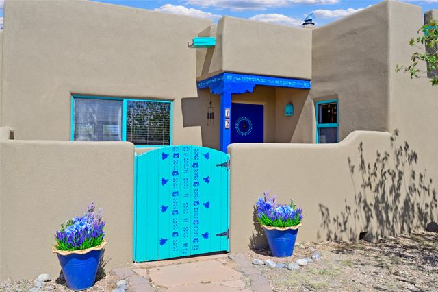 12 Gaviota Road, Santa Fe, NM 87508