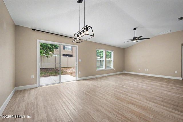 12360 GOLDEN BELL Drive, Jacksonville, FL 32225
