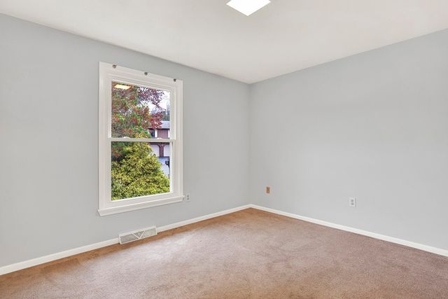 90 Beechwood Dr, Salem Twp, PA 15601