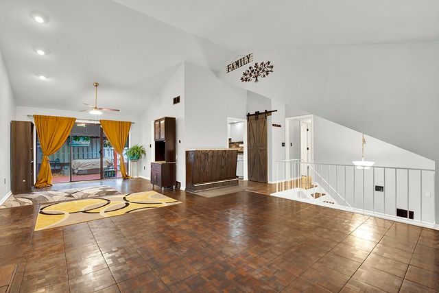 90 Beechwood Dr, Salem Twp, PA 15601