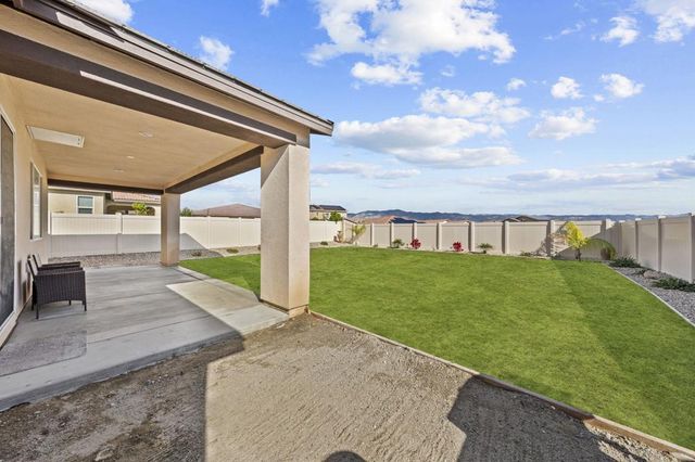 11548 Sky Pointe Drive, Desert Hot Springs, CA 92240