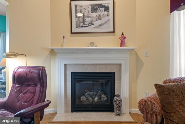 1210 CANTEBURY DR, Mount Joy, PA 17552