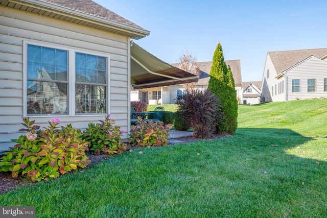 1210 CANTEBURY DR, Mount Joy, PA 17552