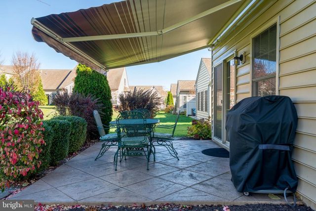 1210 CANTEBURY DR, Mount Joy, PA 17552