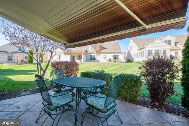 1210 CANTEBURY DR, Mount Joy, PA 17552