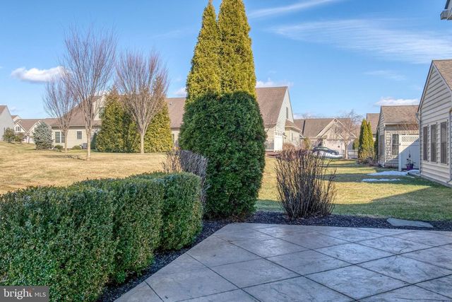 1210 CANTEBURY DR, Mount Joy, PA 17552