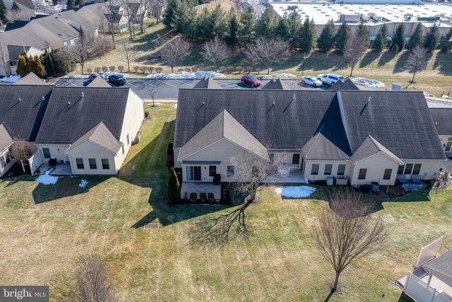 1210 CANTEBURY DR, Mount Joy, PA 17552