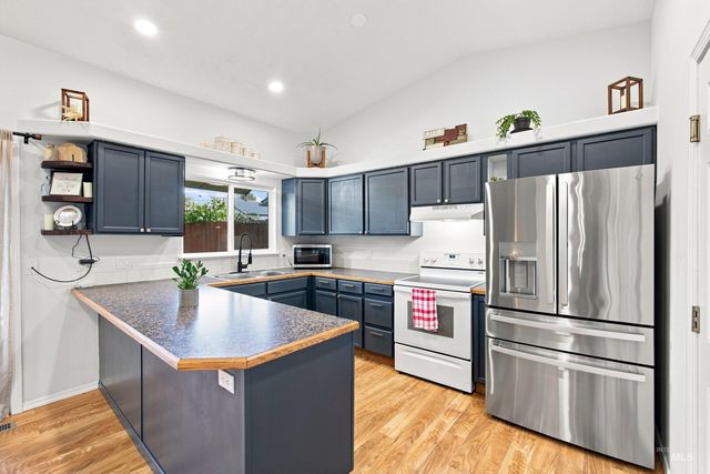 2808 Fox Place, Nampa, ID 83687