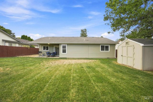 2808 Fox Place, Nampa, ID 83687