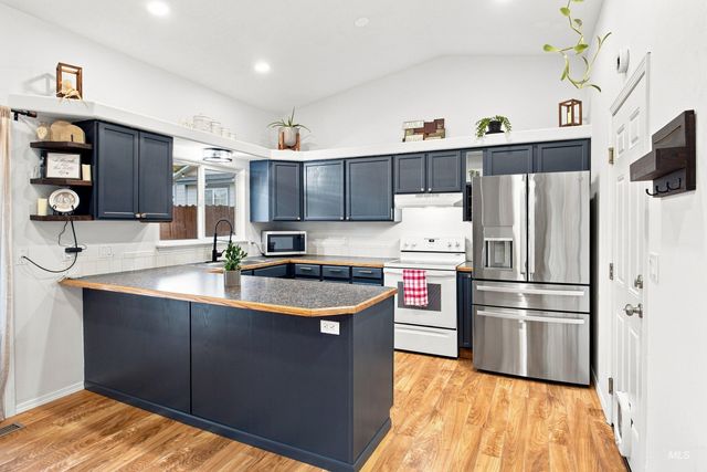 2808 Fox Place, Nampa, ID 83687